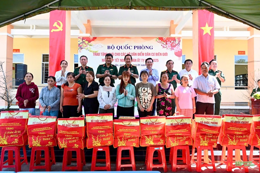 Thượng tướng Võ Minh Lương dự Chương trình “Xuân Chiến sĩ” năm 2025