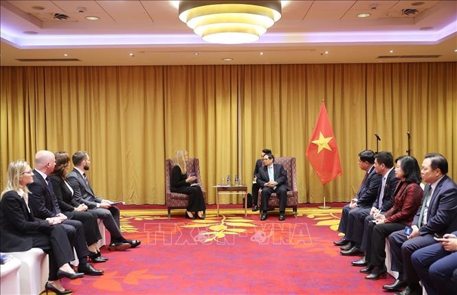 Thủ tướng Phạm Minh Chính tiếp các doanh nghiệp hàng đầu Ba Lan