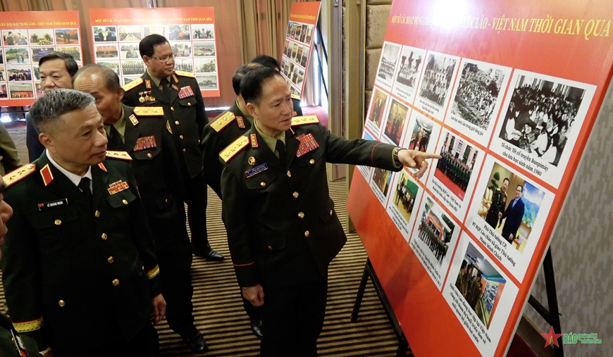 Thượng tướng Lê Quang Minh chủ trì gặp mặt cựu học viên quân sự Lào từng học tại Việt Nam
