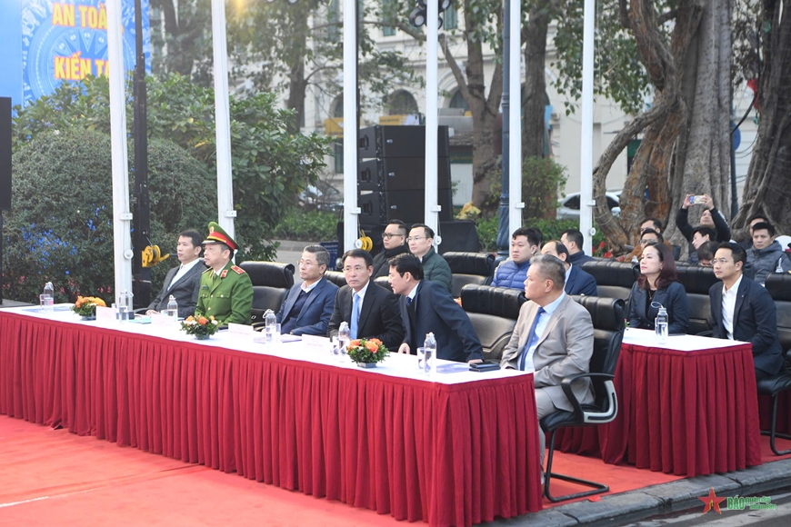 Ra quân Năm An toàn giao thông 2025: Hành trình an toàn, kiến tạo tương lai