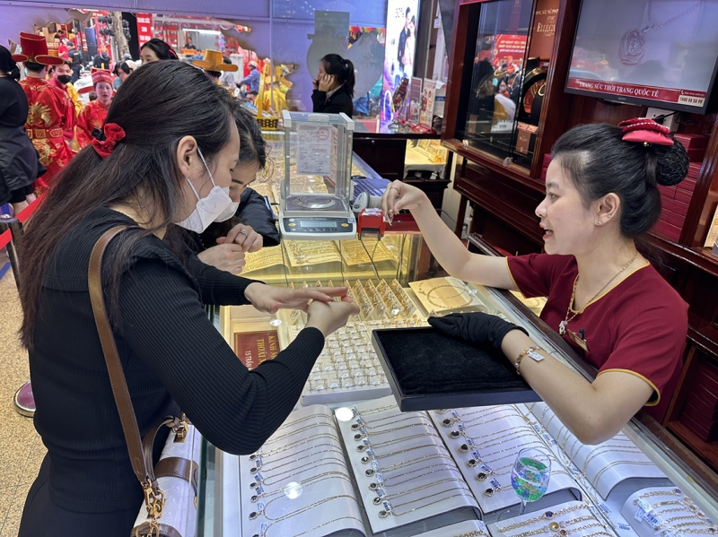 Giá vàng chiều nay (18-1): Quay đầu giảm