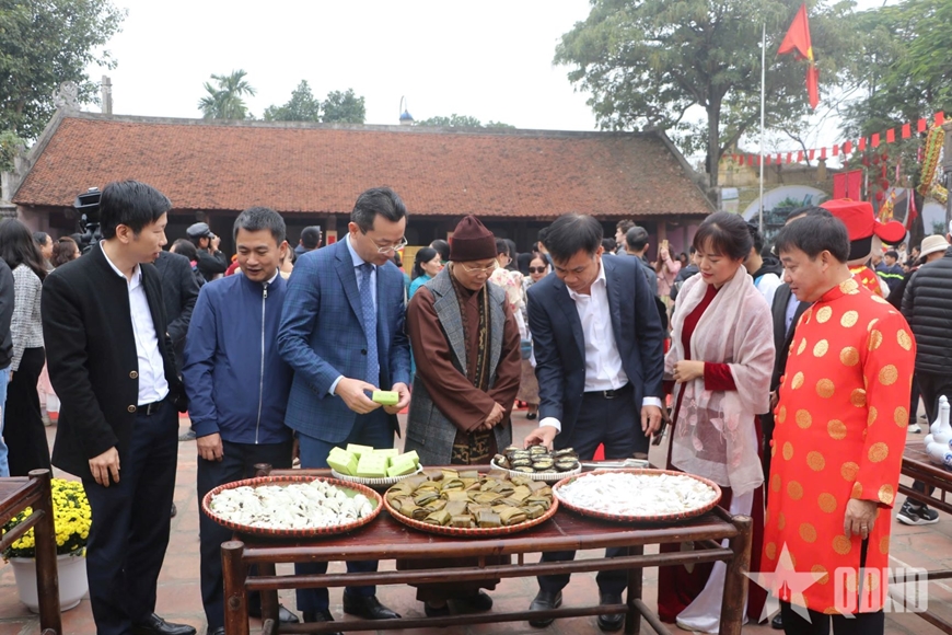 View - 	Về Đường Lâm đón “Tết làng Việt” chào Xuân Ất Tỵ 2025