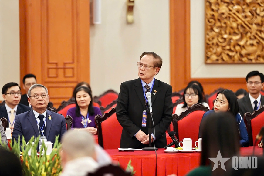 Tổng Bí thư Tô Lâm tiếp đoàn kiều bào tiêu biểu tham dự chương trình Xuân Quê hương 2025