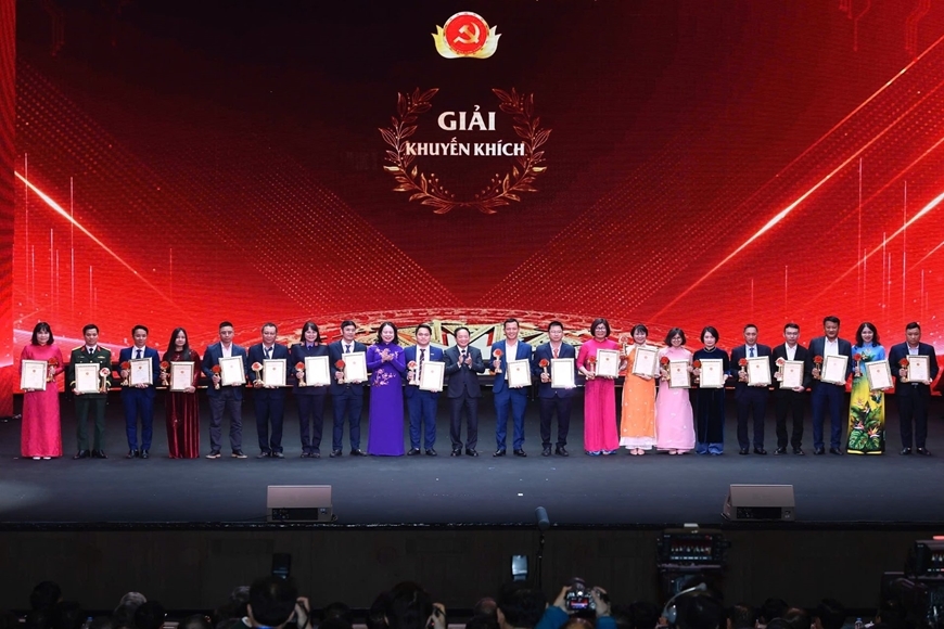 Lễ công bố và trao Giải Báo chí toàn quốc về xây dựng Đảng (Giải Búa liềm vàng) lần thứ IX-năm 2024