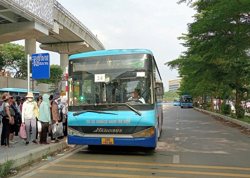 Xe buýt tại Hà Nội sẽ hoạt động xuyên Tết
