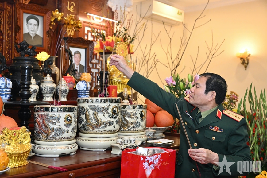 Đại tướng Nguyễn Tân Cương tri ân các đồng chí nguyên lãnh đạo Đảng, Nhà nước, Quân đội