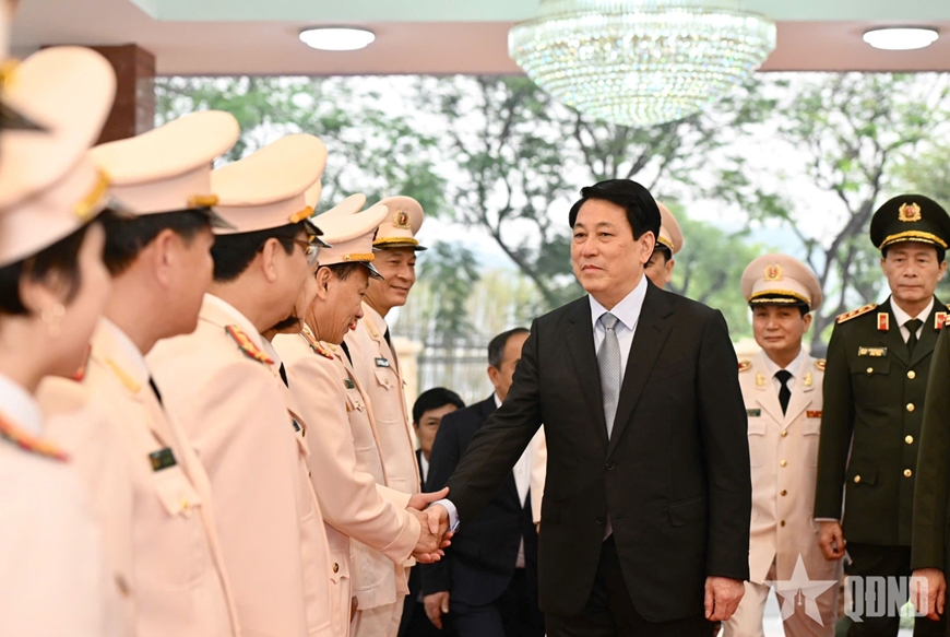 Chủ tịch nước Lương Cường thăm, chúc Tết Bộ tư lệnh Cảnh vệ