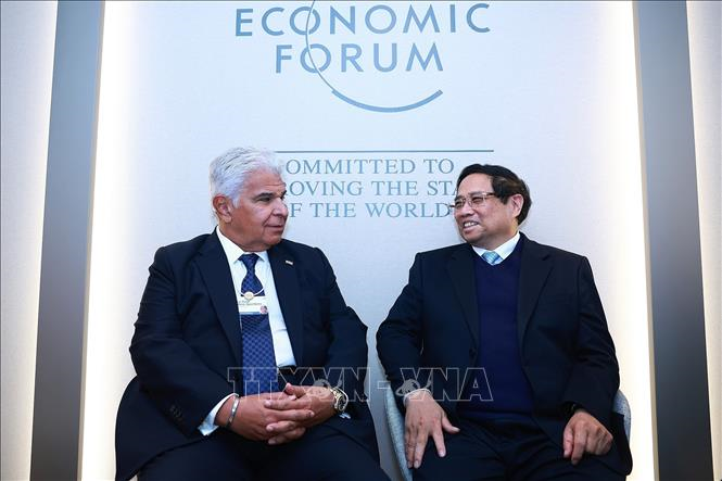 Thủ tướng Phạm Minh Chính hội kiến Tổng thống Panama