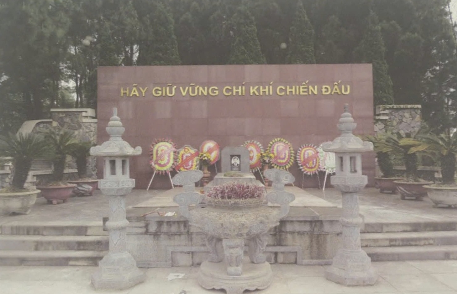 Nhấn vào ảnh để phóng to Đồng chí Trần Phú - Tổng Bí thư đầu tiên của Đảng ta