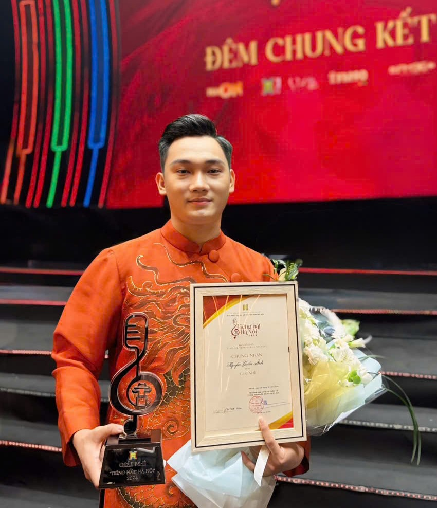 Từ giấc mơ dang dở đến ngôi vị Á quân Tiếng hát Hà Nội 2024