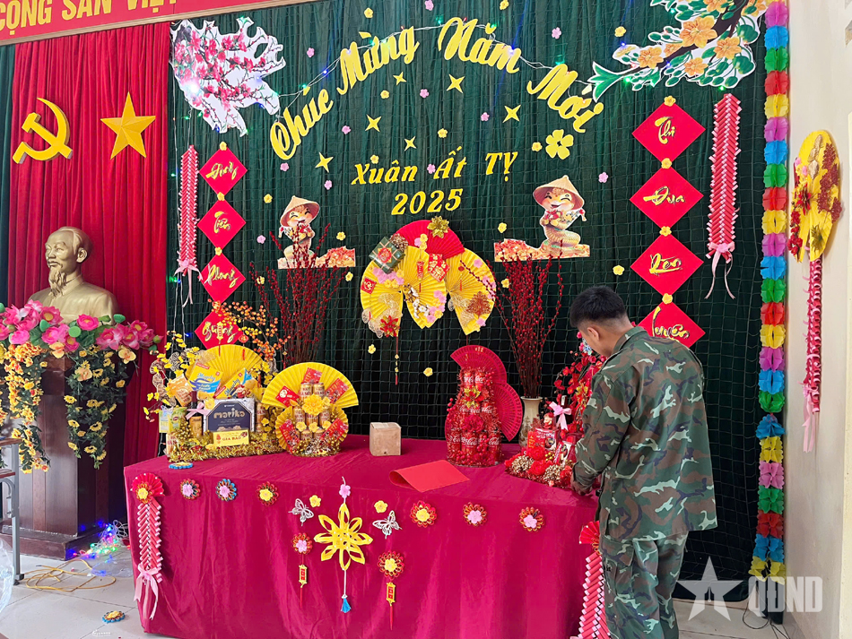 Tết ở đơn vị vui như ở nhà