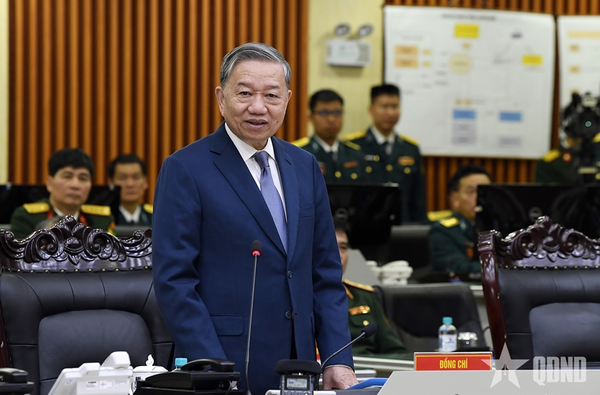 Tổng Bí thư Tô Lâm thăm, chúc Tết Quân chủng Phòng không-Không quân