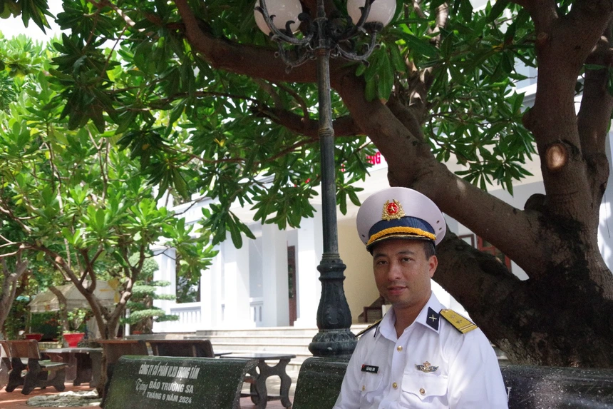 Chỉ huy trưởng đảo Trường Sa gửi lời chúc Tết Nguyên đán Ất Tỵ 2025