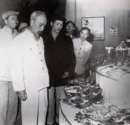 Đồng chí Tổng Bí thư Đỗ Mười - Nhà lãnh đạo xuất sắc, có uy tín lớn của Đảng, Nhà nước và nhân dân ta