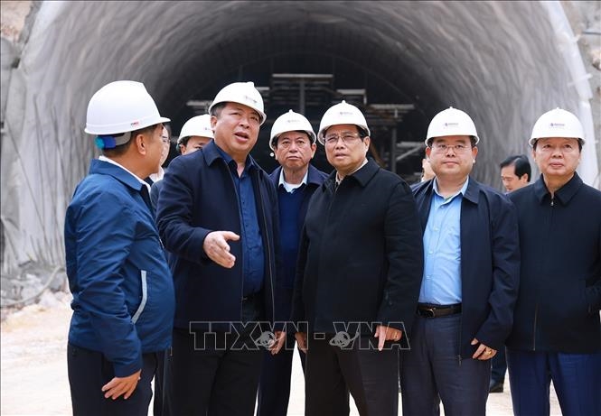 Thủ tướng Phạm Minh Chính đôn đốc triển khai các dự án cao tốc tại Cao Bằng, Lạng Sơn