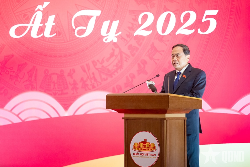Chủ tịch Quốc hội Trần Thanh Mẫn: Chung sức, đồng lòng, phát huy tinh thần cống hiến cho công việc chung