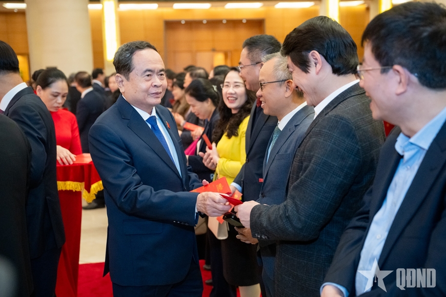 Chủ tịch Quốc hội Trần Thanh Mẫn: Chung sức, đồng lòng, phát huy tinh thần cống hiến cho công việc chung