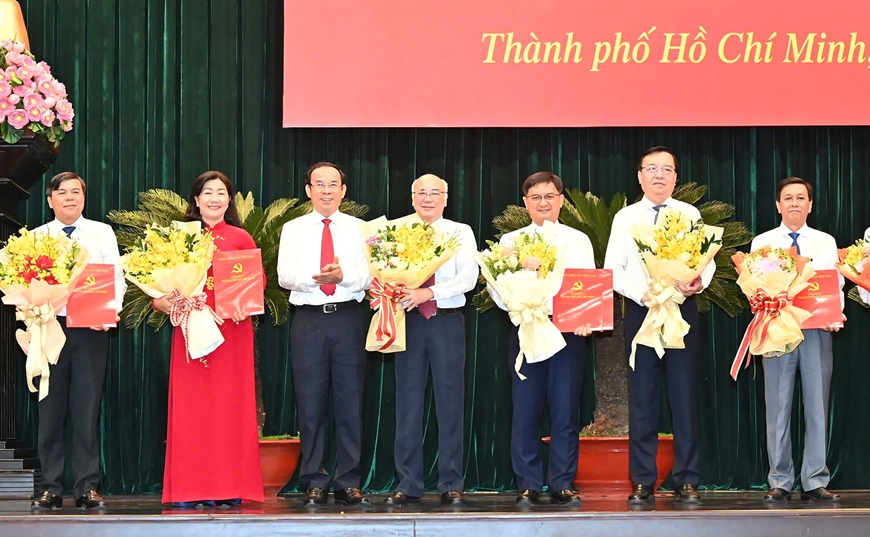Thành ủy TP Hồ Chí Minh công bố thành lập, kết thúc, giải thể các tổ chức Đảng
