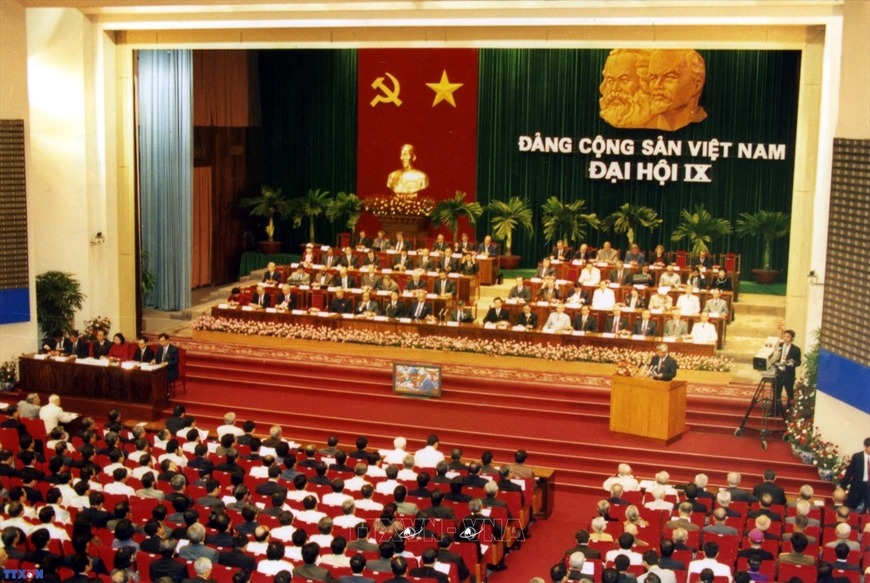 Các kỳ đại hội của Đảng và những dấu ấn lịch sử - Đại hội lần thứ IX: Phát huy sức mạnh toàn dân tộc, đẩy mạnh công nghiệp hóa, hiện đại hóa