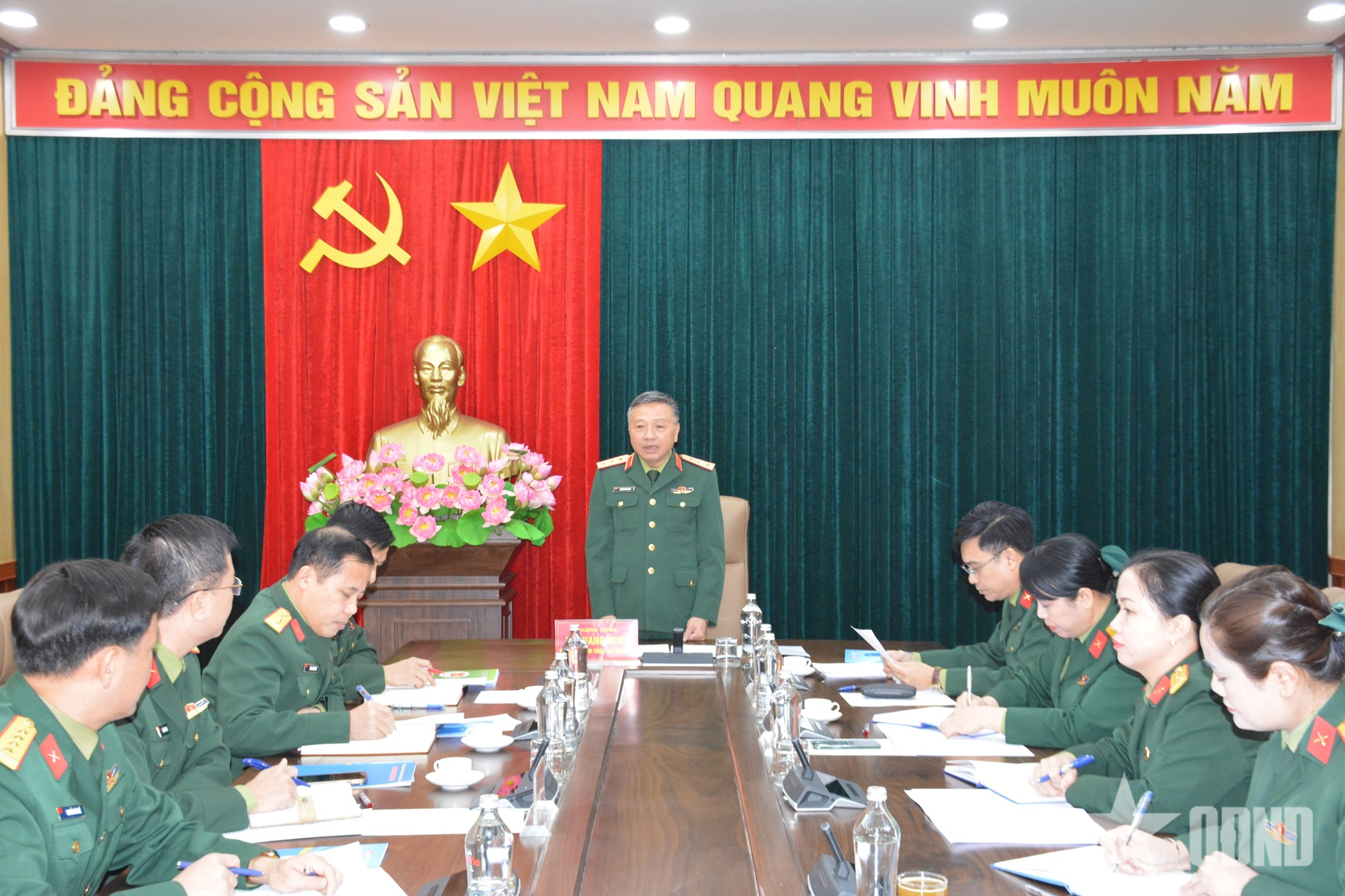 Triển khai thực hiện có trọng tâm, trọng điểm công tác thanh niên, phụ nữ, công đoàn trong Quân đội