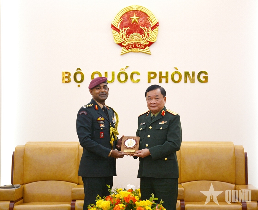 Thượng tướng Hoàng Xuân Chiến tiếp Tùy viên Quốc phòng Ấn Độ