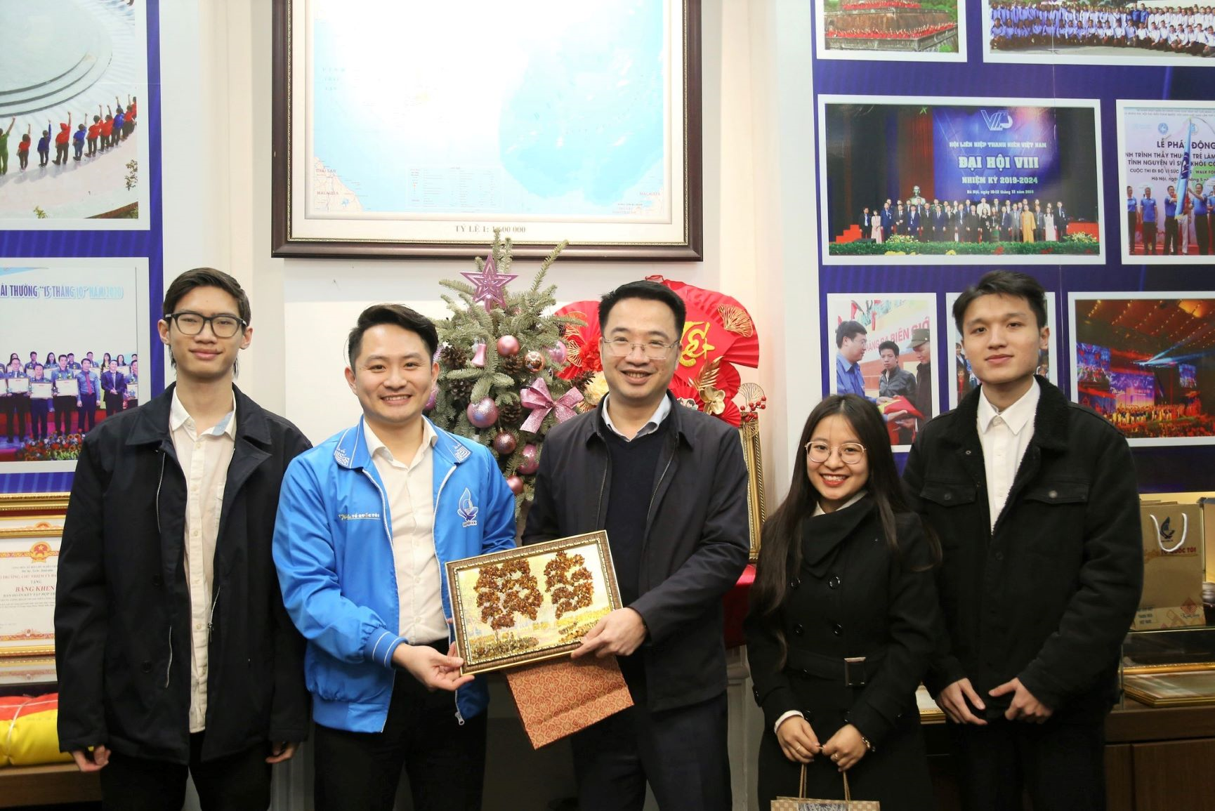 Phát huy vai trò cầu nối, đồng hành và hỗ trợ cộng đồng người Việt tại Nga