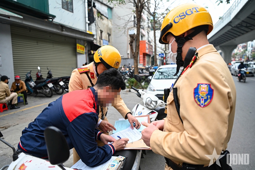 Tăng mức phạt khi khai báo gian dối về giấy phép lái xe