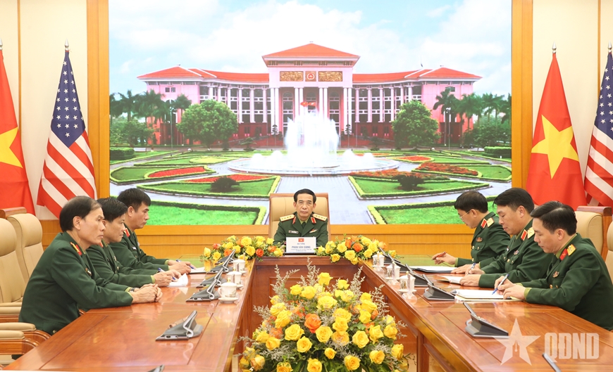 Đại tướng Phan Văn Giang điện đàm với Bộ trưởng Quốc phòng Hoa Kỳ