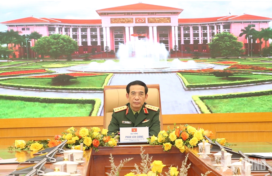 Đại tướng Phan Văn Giang điện đàm với Bộ trưởng Quốc phòng Hoa Kỳ