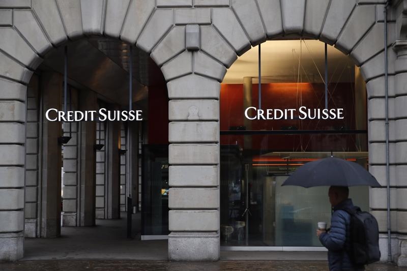 Hàng trăm nhà đầu tư nước ngoài kiện Thụy Sĩ về Credit Suisse