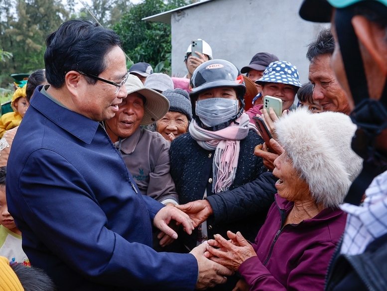 Thủ tướng Phạm Minh Chính đôn đốc xóa nhà tạm, nhà dột nát và các dự án hạ tầng giao thông tại Quảng Ngãi