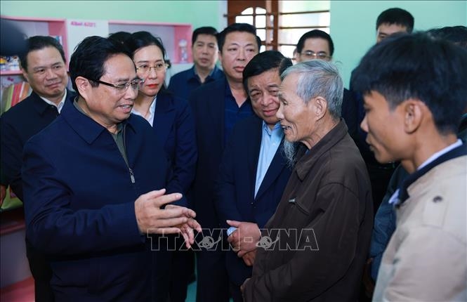 Thủ tướng Phạm Minh Chính dâng hương tưởng nhớ Thủ tướng Phạm Văn Đồng tại Quảng Ngãi