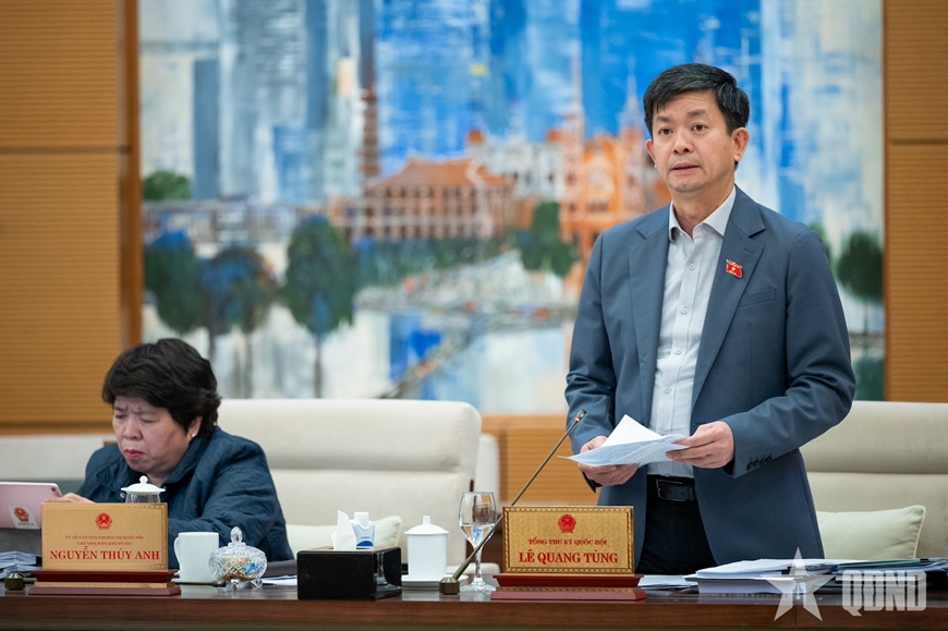 Chính phủ trình giải pháp đạt tăng trưởng GDP năm 2025 trên 8%