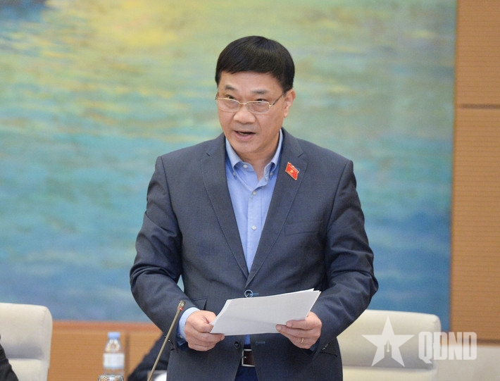 Thống nhất trình Quốc hội xem xét, quyết định chủ trương đầu tư Dự án đường sắt Lào Cai - Hà Nội - Hải Phòng.