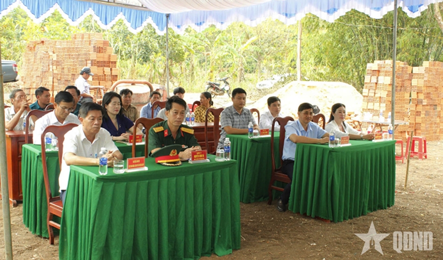 Bình Phước khởi công xây nhà “Tình nghĩa quân - dân” tặng thanh niên tình nguyện nhập ngũ 2025