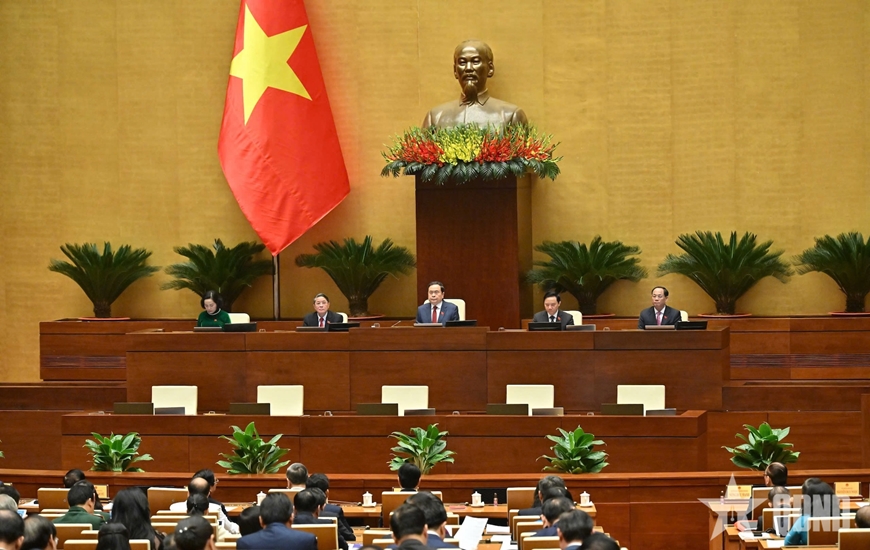 Kỳ họp bất thường lần thứ chín: Trình Quốc hội điều chỉnh mục tiêu tăng trưởng GDP 8% trở lên
