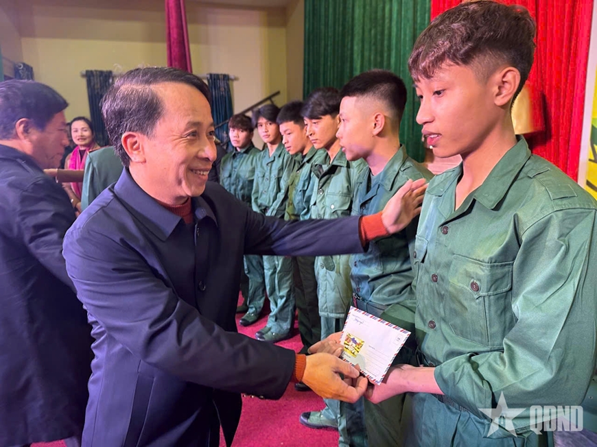 Hà Tĩnh tổ chức tuyển quân chặt chẽ, minh bạch