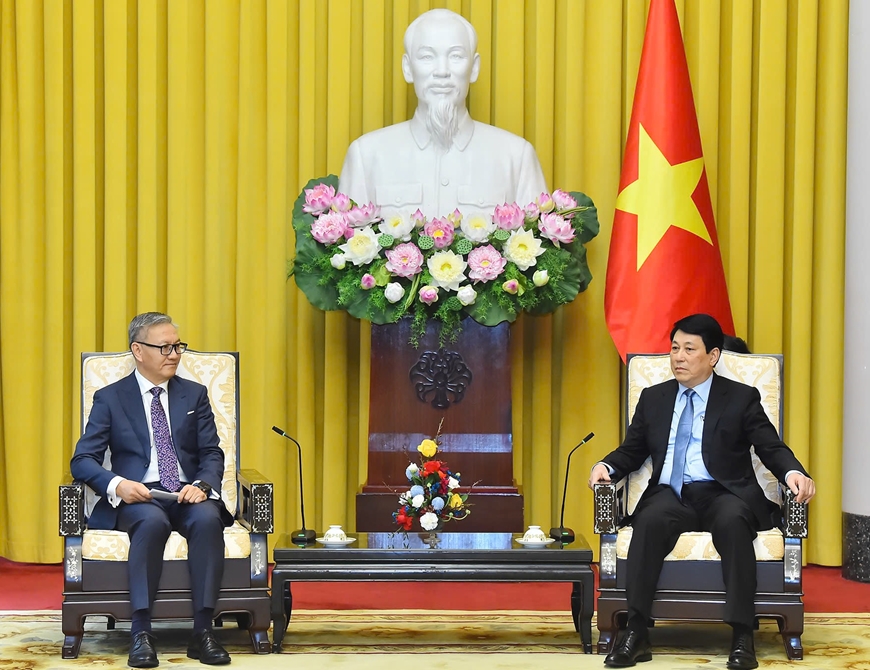 Chủ tịch nước Lương Cường tiếp Bộ trưởng Bộ Ngoại giao Lào Thongsavanh Phomvihane