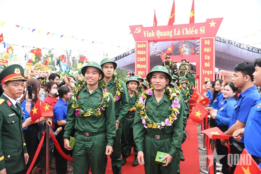 Long An giao quân an toàn, chất lượng, hiệu quả