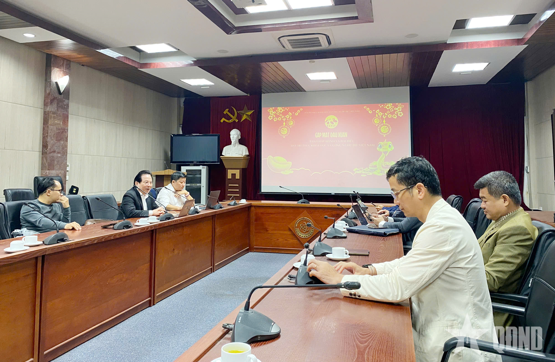 Khuyến khích các nhà khoa học dám dấn thân, đưa ra những ý tưởng táo bạo