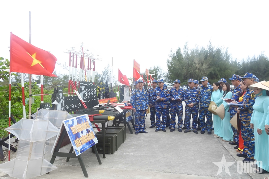Các đơn vị trên quần đảo Trường Sa sôi nổi ra quân huấn luyện Các đơn vị trên quần đảo Trường Sa sôi nổi ra quân huấn luyện