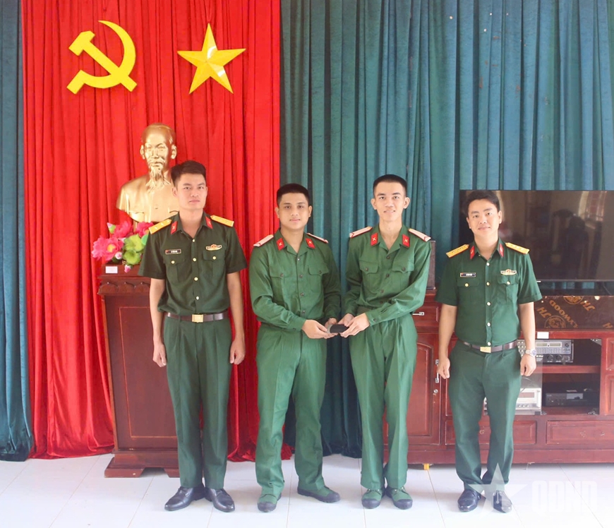 Quân khu 9: Chiến sĩ mới không tham của rơi Quân khu 9: Chiến sĩ mới không tham của rơi