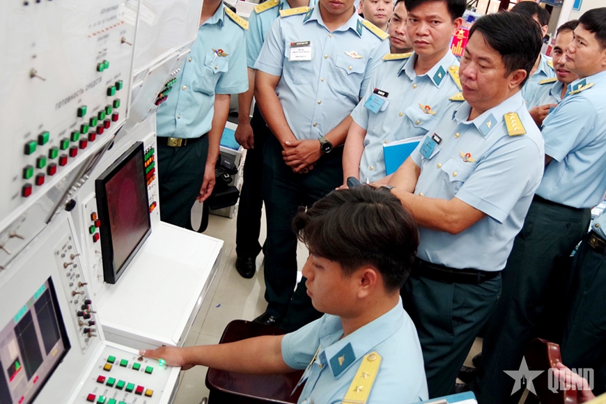 Thi đua trong mùa huấn luyện mới