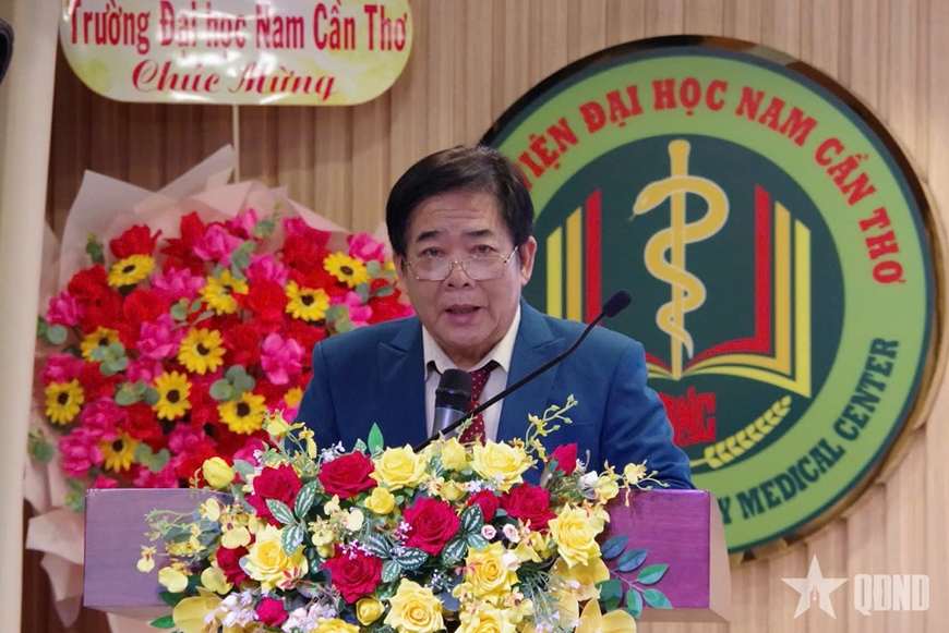 Cần Thơ: Cấp thuốc, điều trị bệnh miễn phí cho người dân