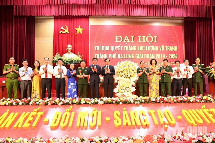 Xây dựng Đảng bộ gắn với xây dựng đơn vị vững mạnh toàn diện