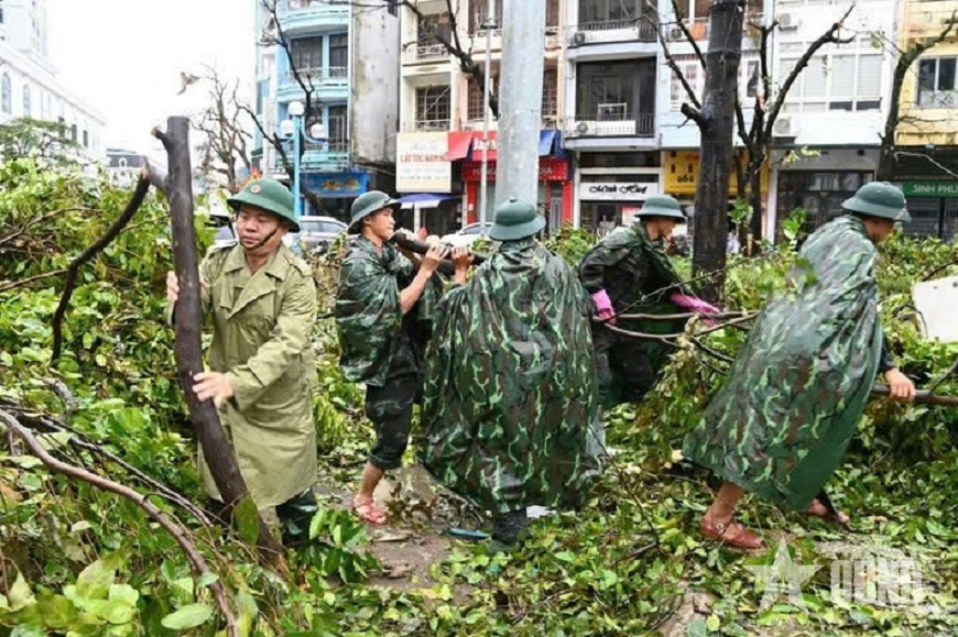 Xây dựng Đảng bộ gắn với xây dựng đơn vị vững mạnh toàn diện