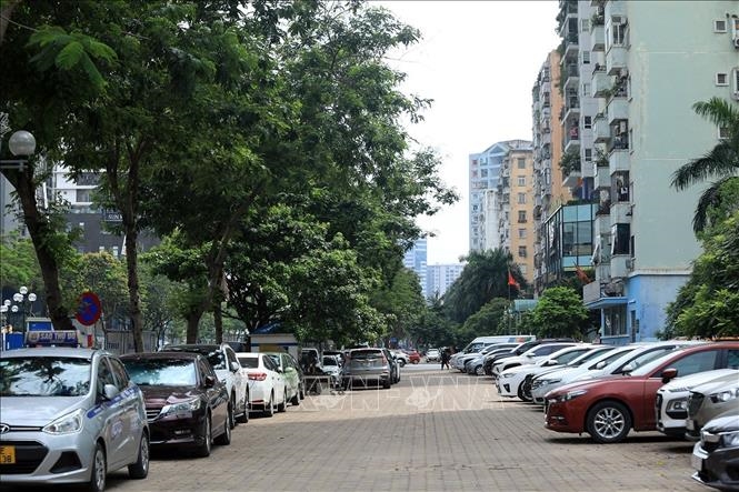 Hà Nội: Bảo đảm công khai minh bạch về quản lý, sử dụng tạm thời một phần lòng đường, hè phố