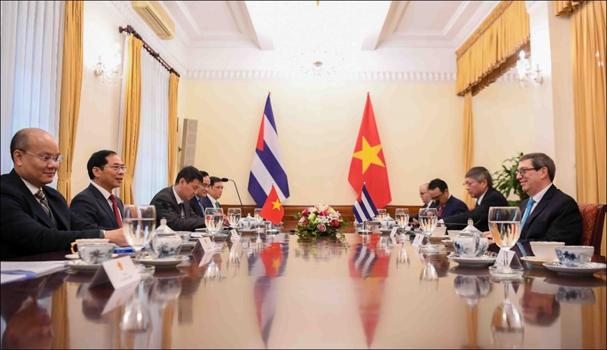 Củng cố và phát triển quan hệ hợp tác song phương Việt Nam - Cuba