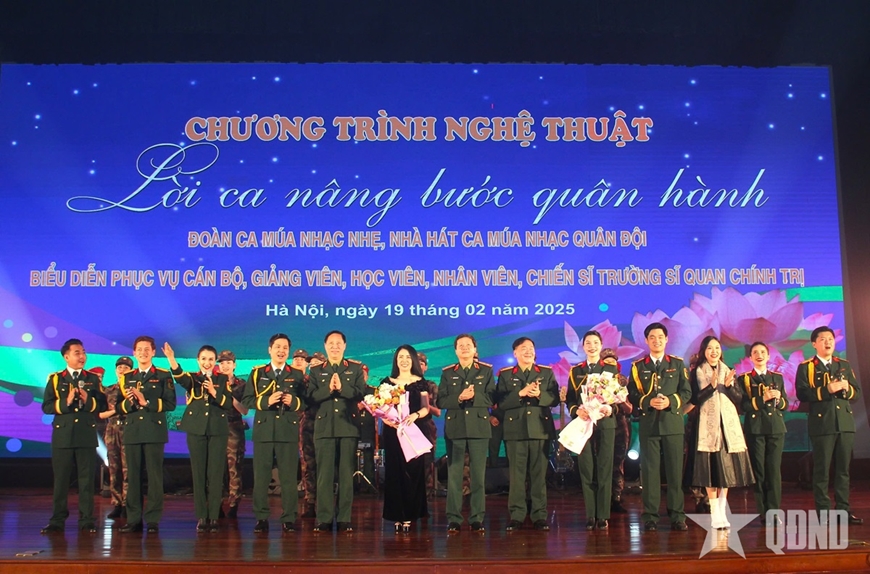 Chương trình nghệ thuật “Lời ca nâng bước quân hành”