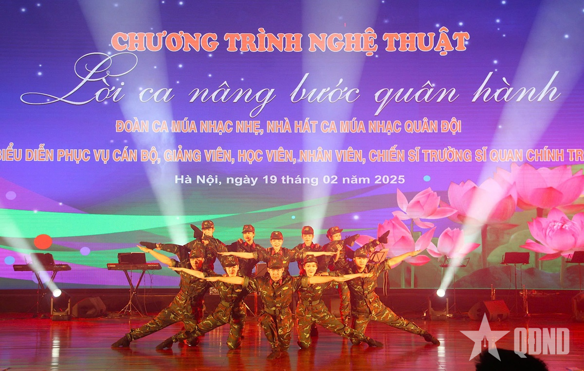 Chương trình nghệ thuật “Lời ca nâng bước quân hành”